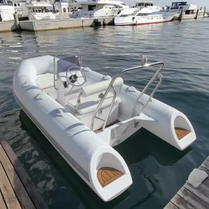 Barco de pesca de fibra de vidrio con volante de consola central, remolque, inflable, modelo Rib 330