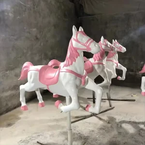Fiberglas Karussell-Requisiten Harz Karussellpferd Weihnachts-Luftkarussell