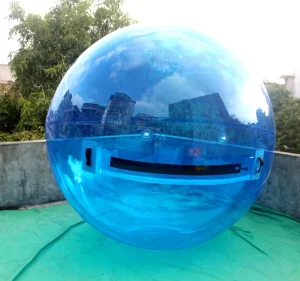 Roll Terapung di Dalam Bola Air Inflatable