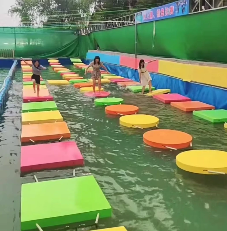 Drijvende Water Obstakelbaan Brug EVA Schuim Stapvlakken voor Aqua Park Antislip Modulaire Drijvende Loopbrug voor Zwembad & Meer