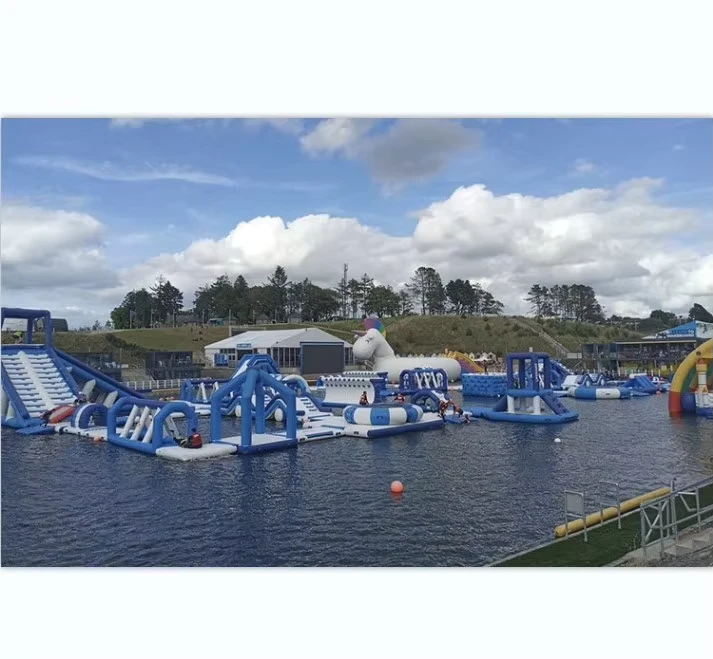 楽しい浮遊島インフレータブル浮遊テントインフレータブル島