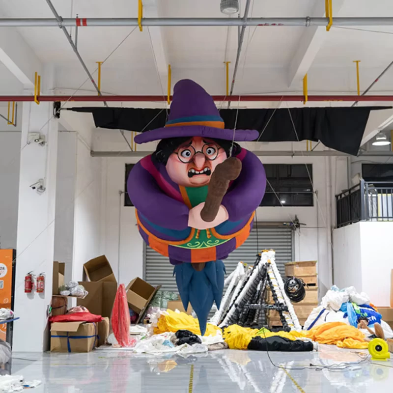 Uomo spaventoso gonfiabile gigante per eventi di Halloween