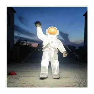 Giant Inflatable Astronaut Model Custom Large Inflatable Spaceman Cartoon Air Model for Theme Exhibition Outdoor Event Decor