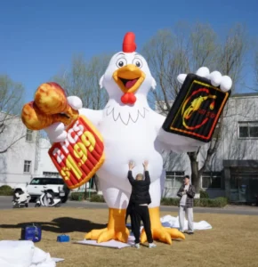 Giant Inflatable Chicken Rooster Balloon Cartoon Model Waterproof Customizable Size for Outdoor Advertising