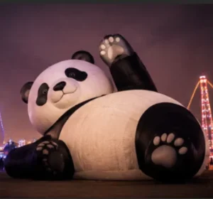 Patung Panda Inflatable Raksasa Bahan PVC/Nylon Tahan Lama untuk Acara Festival Luar Ruangan Display Mall Promosi Merek