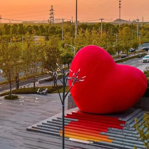 Giant Inflatable Plush Heart Advertising Holiday Decorations Inflatable Model Balloon
