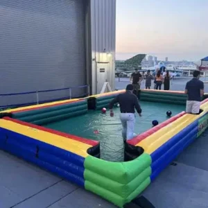 Mesa de Bilhar Inflável Gigante Castelo Inflável Material de PVC Múltiplos Passageiros Eventos ao Ar Livre Aluguer de Jogos de Carnaval