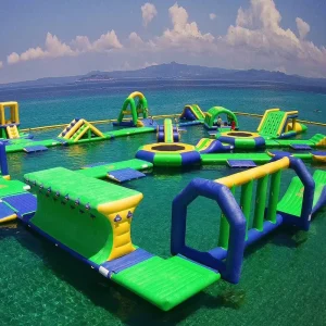 Curso de Obstáculos Acuático Inflable Gigante para Niños y Adultos, Equipamiento de Juego Acuático