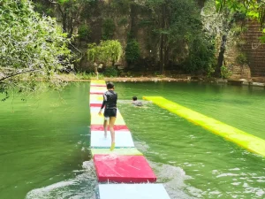 Ponte galleggiante modulare in EVA portatile, antiscivolo, per piscina, lago, parco acquatico