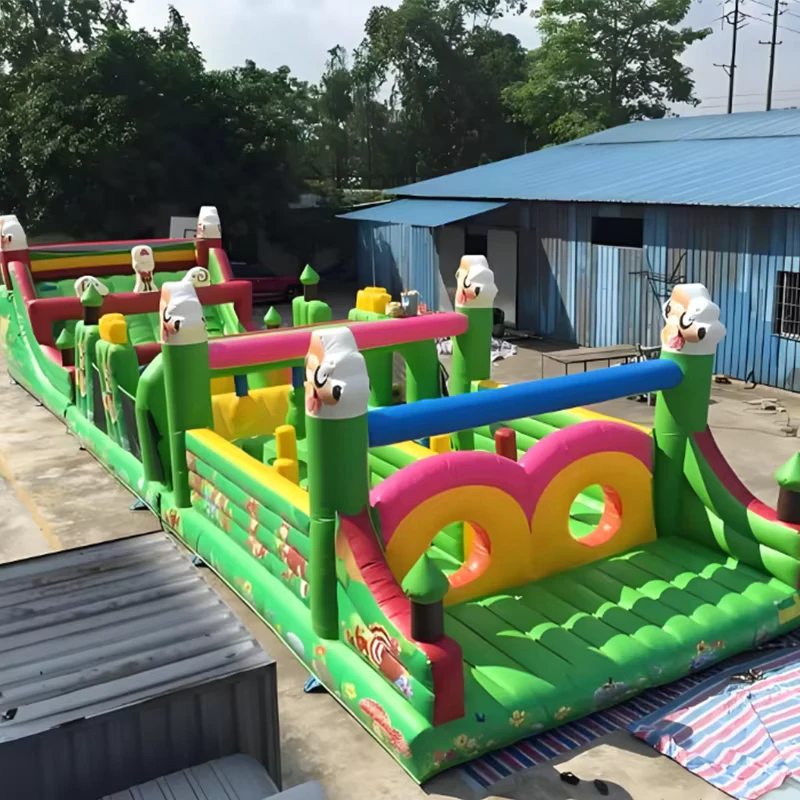 高負荷1000kgエコフレンドリーインフレータブルブレークスルー障害物コース 4x14m 4x20m 0.55mm PVC カスタマイズ可能なサイズ（アウトドア用）