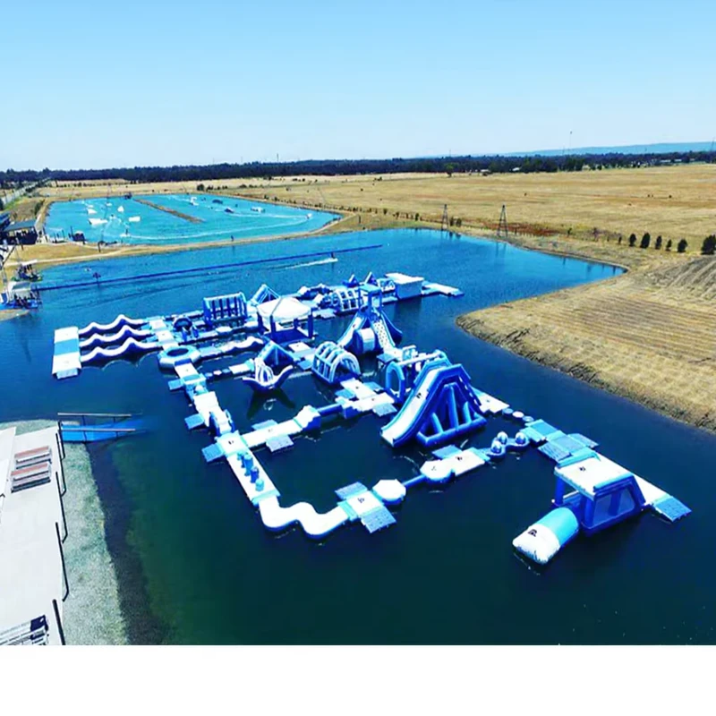 Hoogwaardige commerciële opblaasbare watergames, drijvend aqua park, opblaasbare waterparkuitrusting te koop