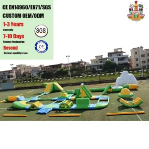 高品質カスタム巨大インフレータブルPVC素材の浮遊水上公園用ウォータースライドウォータートランポリン（リゾート用）