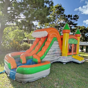 Seluncuran Kastil Inflatable Sewa Pesta Siap, Kombinasi Seluncuran Basah Kering Inflatable dengan Seluncuran Air Jalur Ganda
