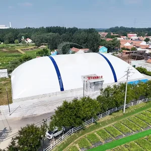 Indoor Geodesic Glamping Dome Igloo Waterproof PVDF Cover Air Supported Inflatable Bubble House Sports Air Domes Tents
