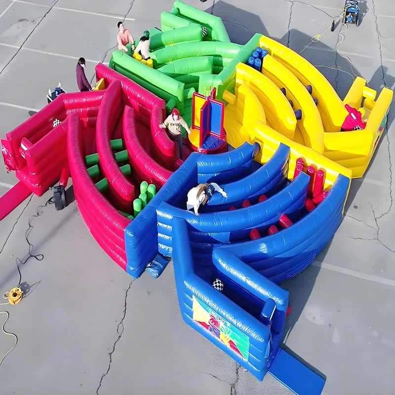 Desafío laberinto inflable Dizzy X industrial para fiestas de team building corporativas