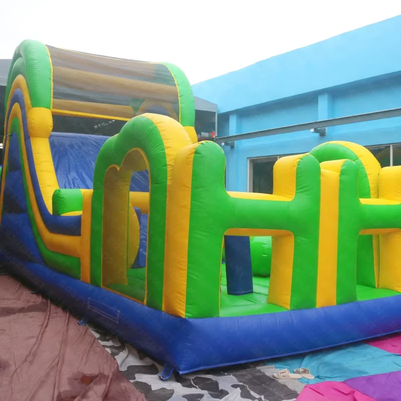 Casa de Saltos Inflável com Escorrega e Muro de Escalada, Curso de Obstáculos, Combo de Castelo Saltitante para Parque de Diversões Exterior