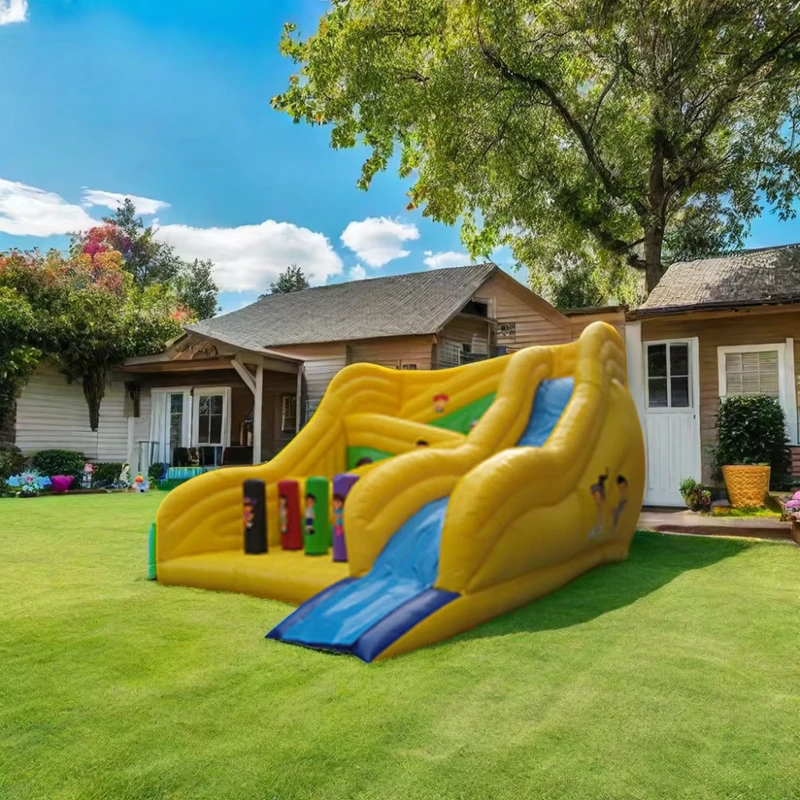 Rumah Loncat Inflatable Kastil Melompat Kartun Gunung Trippo Inflatable Kombinasi Kering untuk Anak-anak
