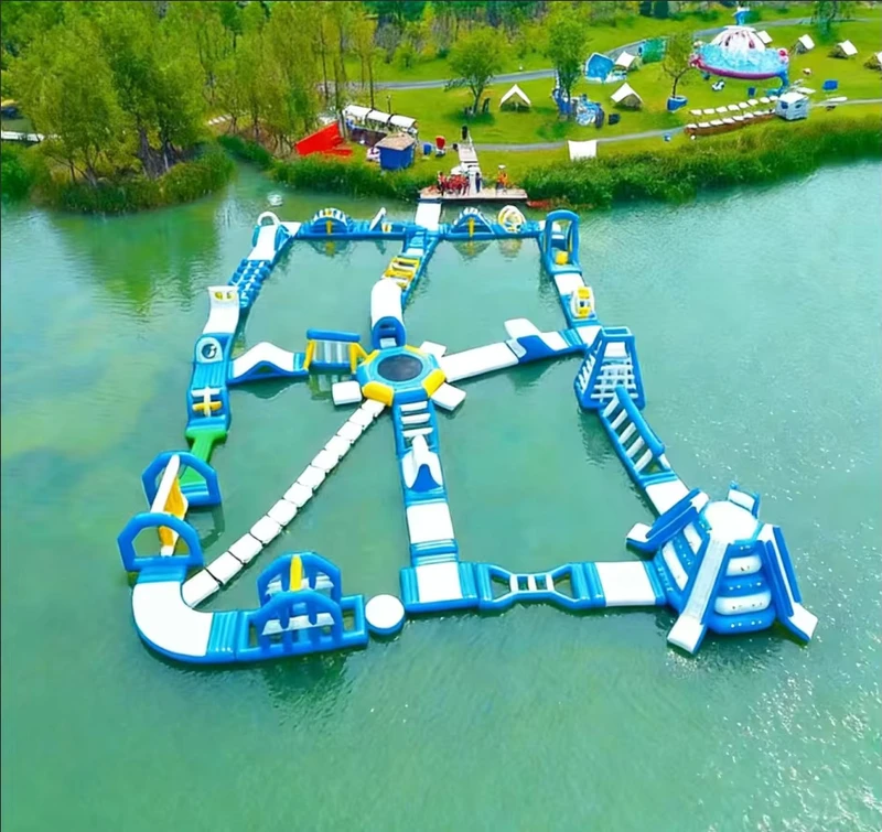 Aufblasbarer Wasserpark, aufblasbares Pool-Wasserhindernisspiel für Kinder, Wassersport im Sommer