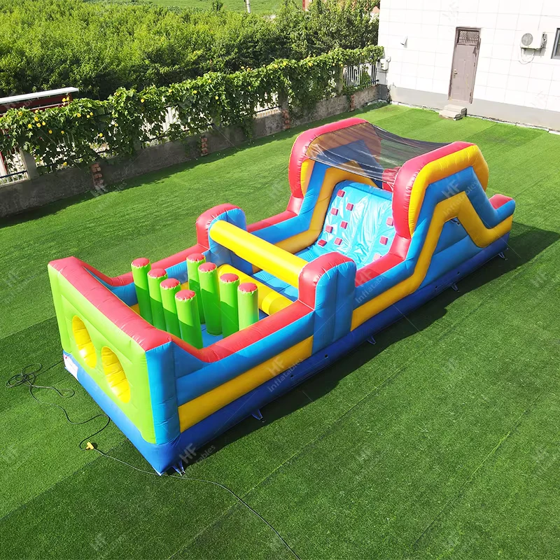 Casa de Saltos Inflável com Escorrega para Jogo de Carnaval