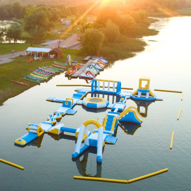 インフレータブルウォータースポーツパーク 子供用インフレータブルアクアパーク（湖用）