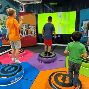 Interactive Carnival Jumping Floor Game LED Reaction Challenge Amusement Park Attraction Indoor Event Rental Game Equipment
