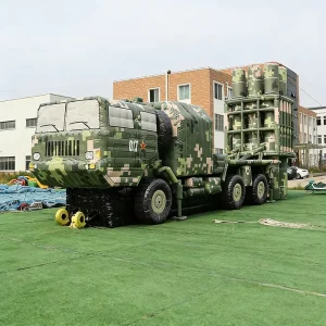 JUNAO Aufblasbarer Flugzeugtank Kämpferkanone PVC Modell A-09 umweltfreundlich benutzerdefinierte Größe 10-Personen-Kapazität kommerzieller Außenbereich