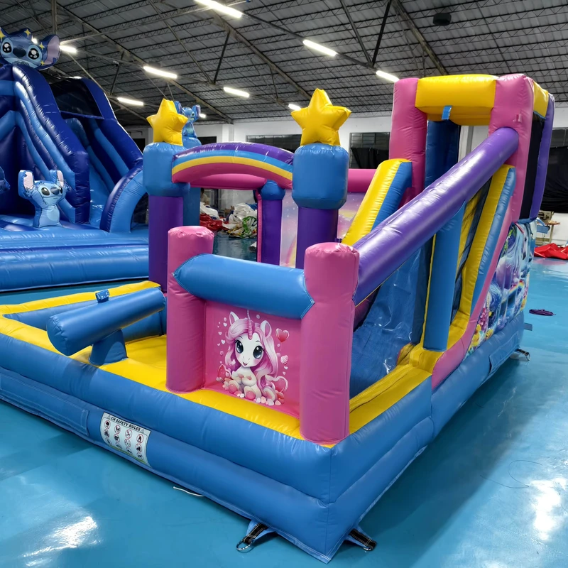 Castello da salto con scivolo e piscina, casa gonfiabile commerciale per bambini, castello gonfiabile per bambini con scivolo