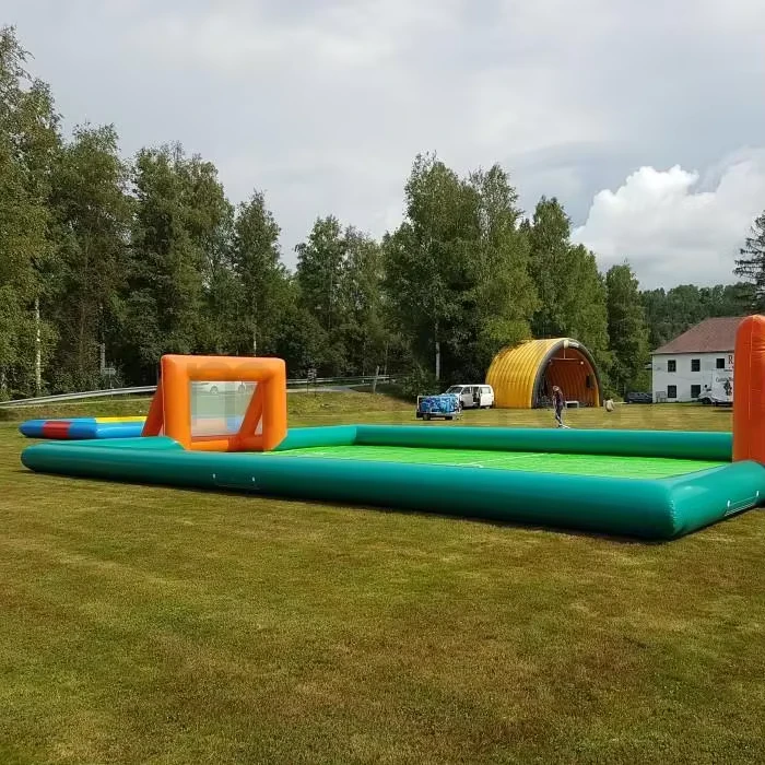 Campo da calcio gonfiabile per bambini, giochi sportivi, arena di calcio gonfiabile, calcio con sapone per divertimento