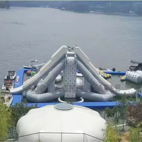 湖のインフレータブル水上障害物コース 大人用インフレータブルウォーターパーク 楽しい公園ゲーム