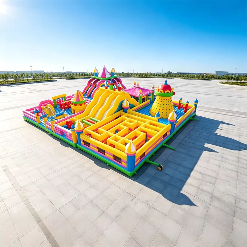 Grote opblaasbare speelplaats voor kinderen, buiten opblaasbare ballonnen speelplaats fabrikant
