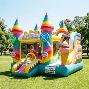 Grande castello gonfiabile con scivolo per feste di bambini