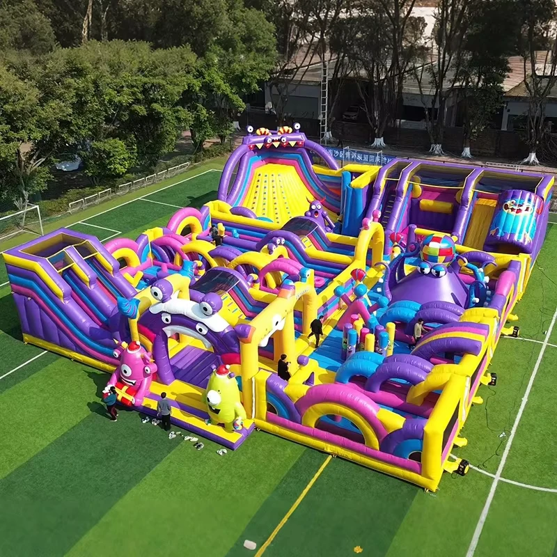 Parco gonfiabile grande, parco giochi gonfiabile all'aperto per bambini, percorso ad ostacoli gonfiabile per adulti, castello gonfiabile commerciale