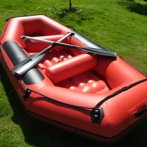 Großes Aufblasbares Rafting- und Wildwasserboot, langlebiges PVC, 10 Personen Kapazität, für Angeln und Sportgebrauch