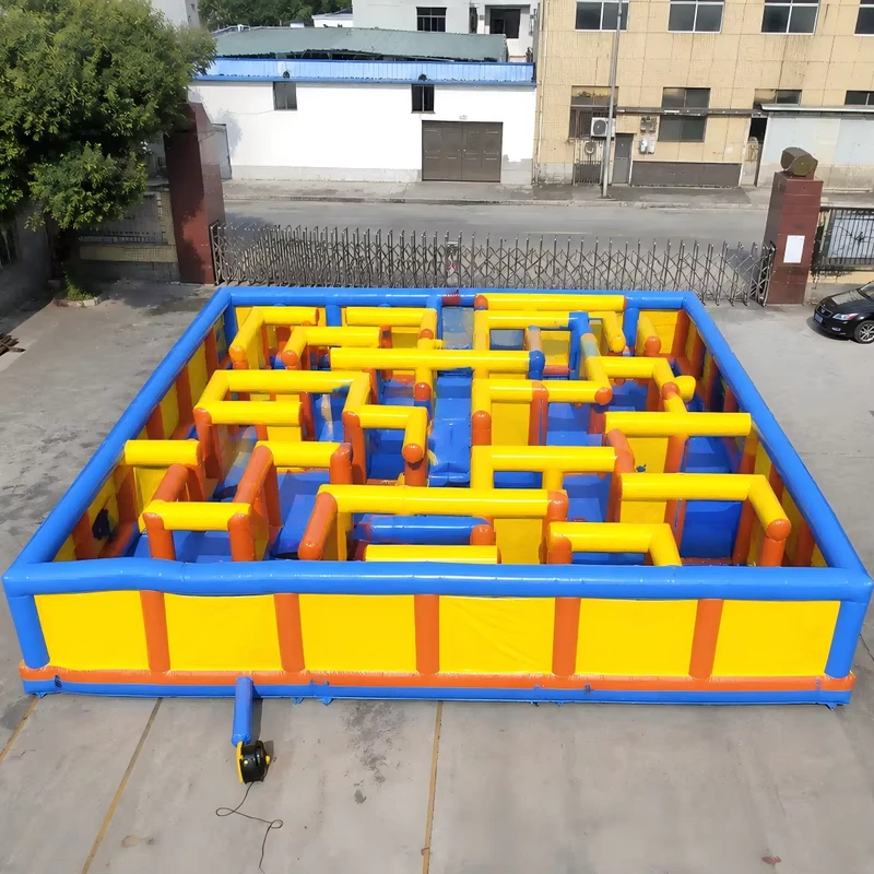 Gran laberinto inflable para juegos de equipo en eventos corporativos, competencia al aire libre, desafío de laberinto inflable para equipos