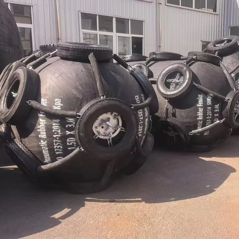 Fenders pneumáticos de borracha flutuantes marítimos para docas