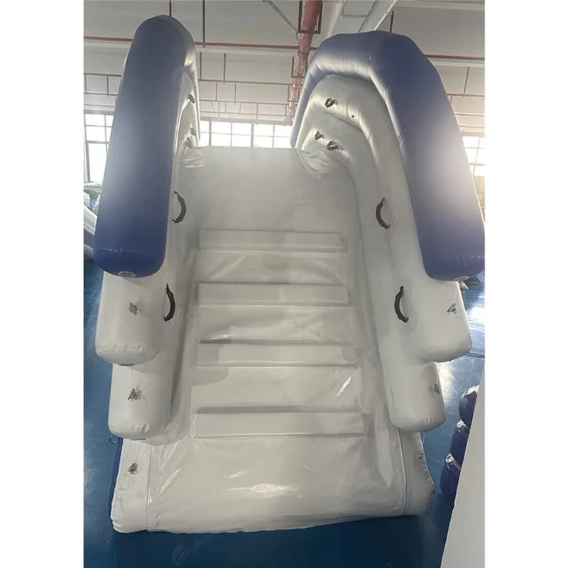 Mobiler Yacht-Rutschbahn Offshore Aufblasbare schwimmende Plattform Wasserpark-Rutsche