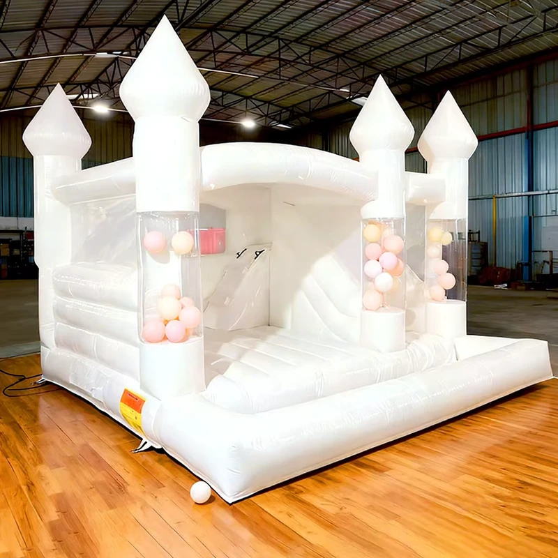 Castelo Inflável Branco Moderno com Balões Castelo Bouncy Branco com Escorrega e Piscina para Casamento ou Evento