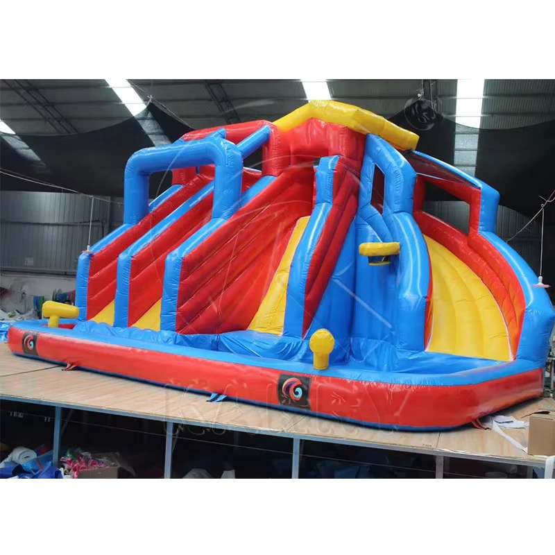 Toboggan aquatique gonflable avec plusieurs toboggans et parc aquatique pour enfants, jeu en extérieur