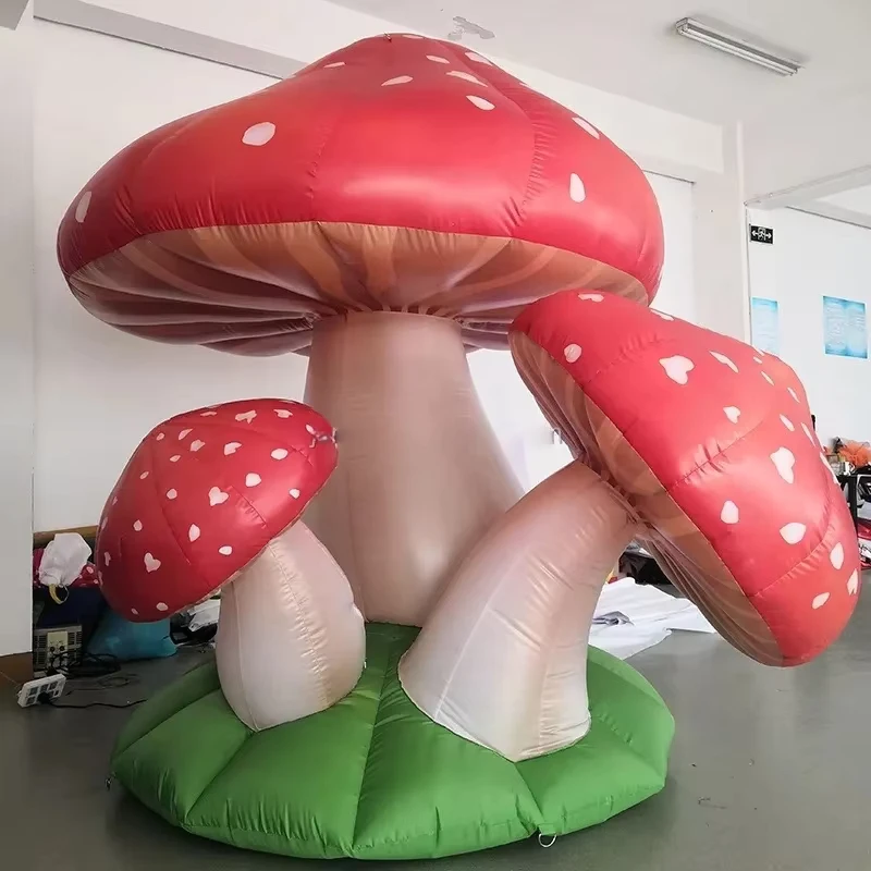 Funghi giganti gonfiabili con illuminazione a LED per decorazioni di eventi e feste