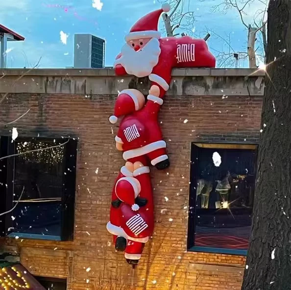 新デザインの面白い登りサンタクロースインフレータブルクリスマス装飾 内蔵ライト 防水 耐久性あり 家庭用窓軒用