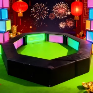 Campo de Futebol Octogonal Marque Jogando Futebol Jogos Interativos Eventos Jogos de Carnaval Props de Eventos