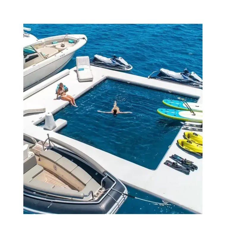 Aufblasbarer Swimmingpool für Erwachsene im Freien mit Netz Faltbare Yacht-Rutsche Schwimmende Dock-Plattform