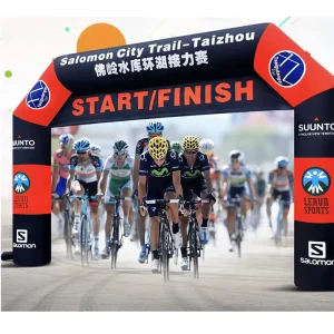 Arco Inflável ao Ar Livre com Banners Impressos em Velcro para Eventos de Corrida