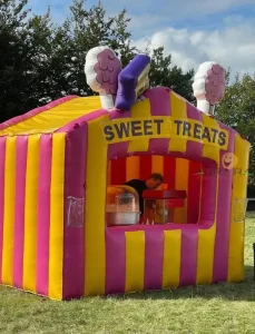 Kiosque Gonflable de Nourriture et de Boissons Extérieur avec Options Personnalisables Stand de Carnaval Multi-Usage pour Popcorn Boissons Concessions