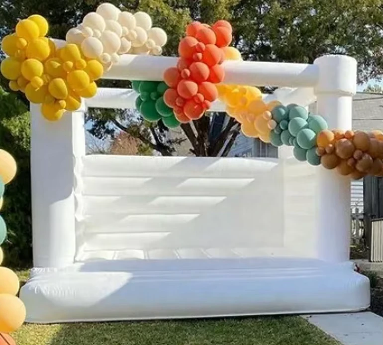 Castello gonfiabile per matrimoni all'aperto, casa da salto bianca per adulti e bambini