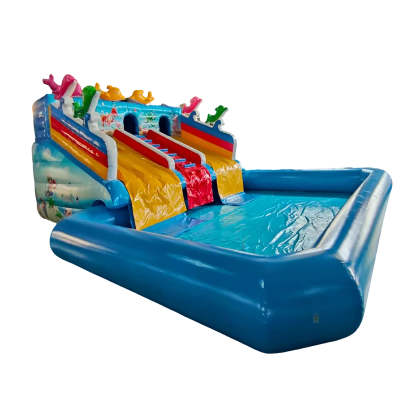 Kolam Renang Inflatable Kombinasi Seluncuran Air Hiu Besar Bergerak untuk Luar Ruangan