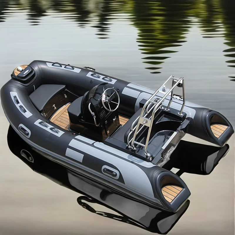 เรือยางสำหรับผู้ใหญ่แบบลอยน้ำพร้อมพื้นไฟเบอร์กลาส วัสดุ PVC Hypalon สำหรับการตกปลาในทะเลสาบและแม่น้ำ