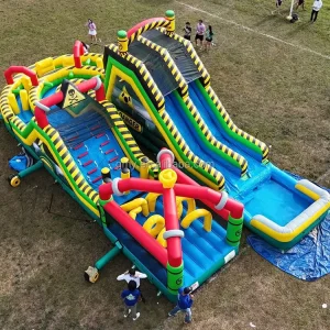 Maison gonflable de parcours d'obstacles aquatiques à louer pour adultes