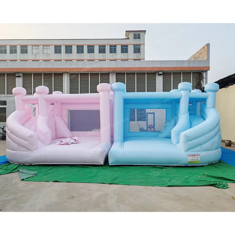 Castello gonfiabile blu semplice con scivolo, casa gonfiabile con piscina e area giochi per feste e matrimoni