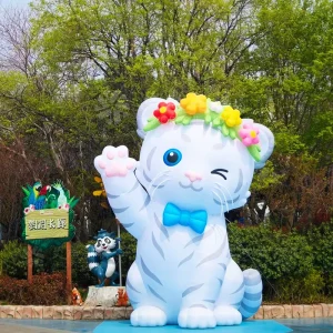 Professional Custom Giant Inflatable Cat Mascot with Flowers 5M High Waterproof Easy to Install Cartoon Inflatable Animal Model